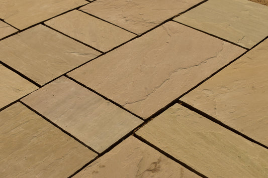 Raj Green Flagstone Paving – traditional indian sandstone slabs in soft earthy tones for outdoor paving