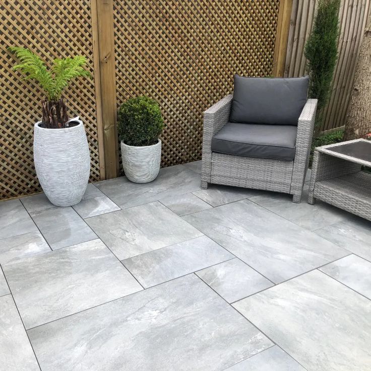 Elegant Grey Outdoor Paving – soft grey shade for clean and minimalist landscape designs.